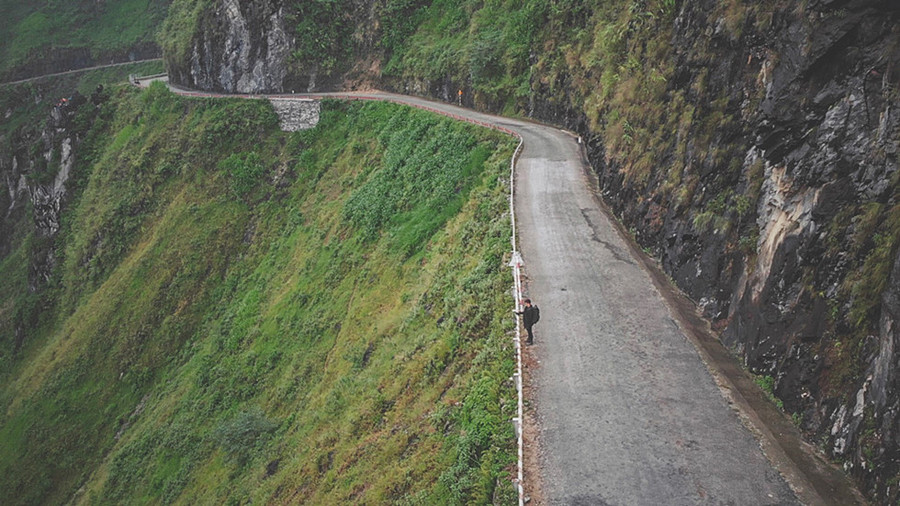  Đường đèo Mã Pì Lèng