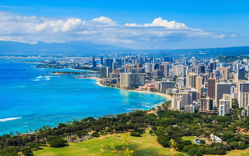 Hawaii với những khu nghỉ dưỡng san sát bên bờ biển