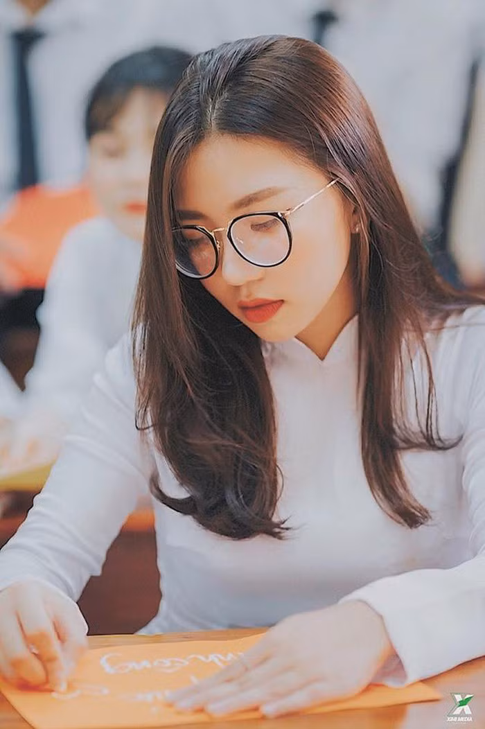 Hiện tại, cô là tân sinh viên ngành Báo ảnh của Học viện Báo chí và Tuyên truyền.