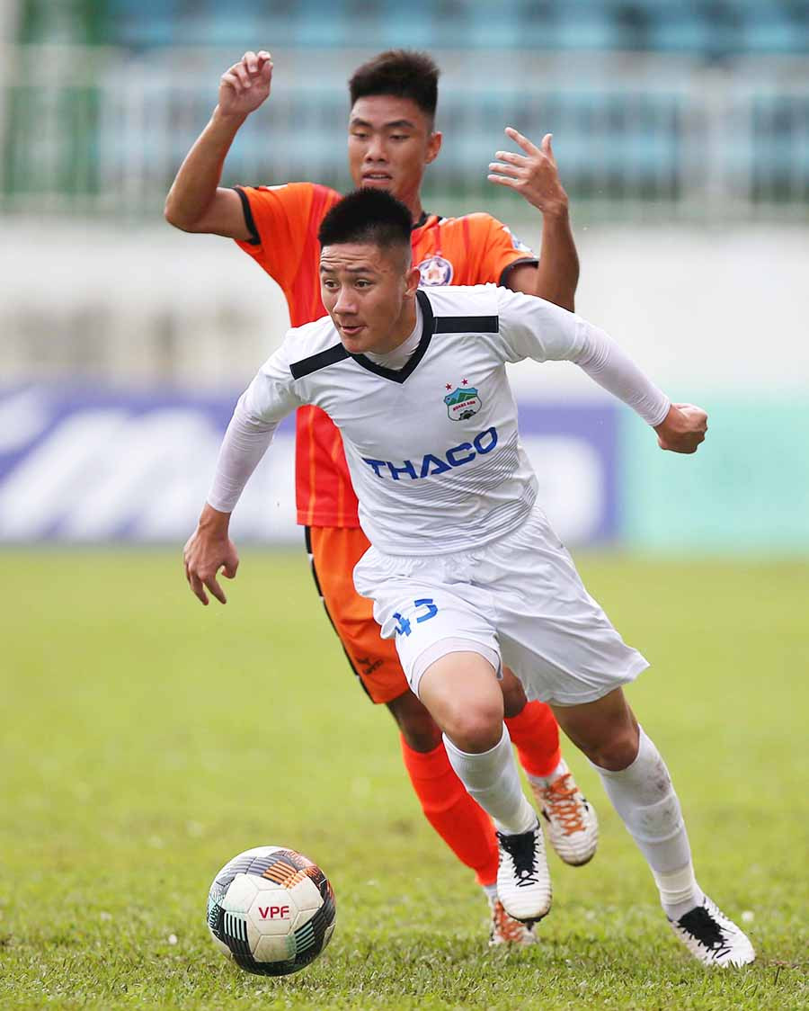  Trung vệ Duy Kiên của U21 HAGL. Ảnh: Minh Trần