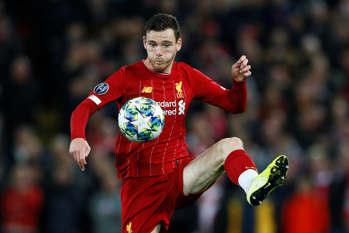 Hậu vệ Andy Robertson cũng lập công