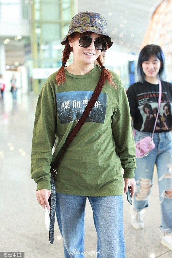  Hình ảnh với gương mặt già xọm của Triệu Vy khiến nhiều người “ngã ngửa”.