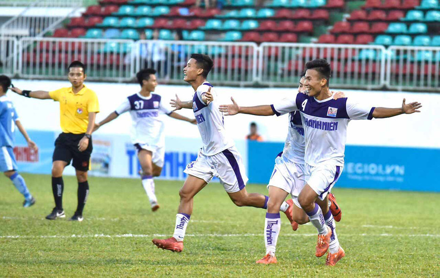  U21 Hà Nội đã có bàn thắng duy nhất của trận đấu. Ảnh: Văn Ngọc 