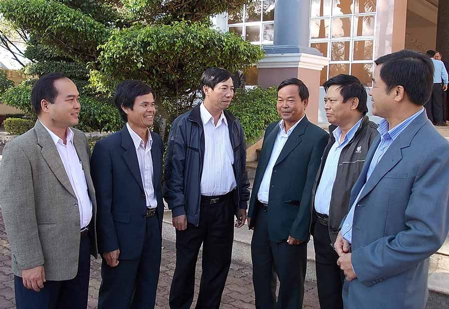 Trao đổi kinh nghiệm công tác kiểm tra, giám sát của Đảng. Ảnh: T.N  Trao đổi kinh nghiệm công tác kiểm tra, giám sát của Đảng. Ảnh: T.N