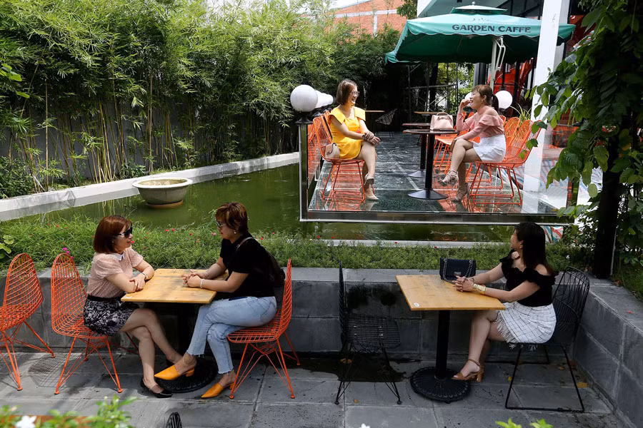 Ngày 20/10, các chị em sẽ rất hạnh phúc nếu được chồng, bạn trai đưa đi chơi.