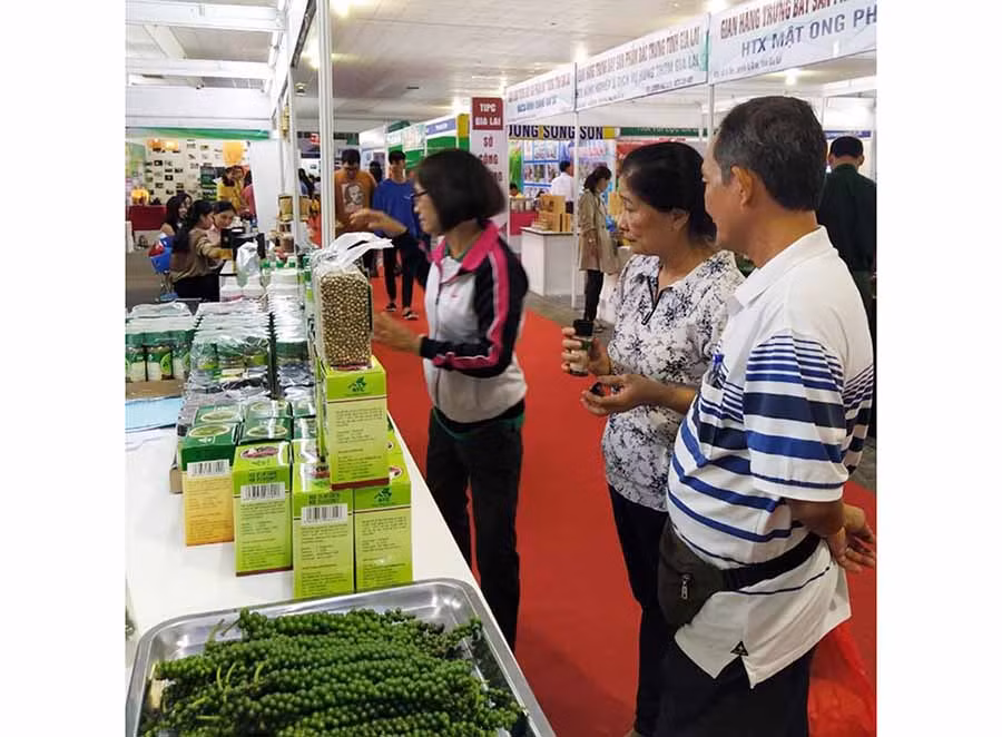 Sản phẩm hồ tiêu sạch của Công ty TNHH một thành viên An Thắng Gia Lai được giới thiệu tại một sự kiện thương mại. Ảnh: N.D
