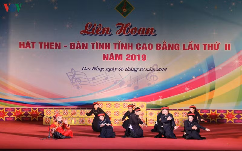  Các tiết mục thể hiện bản sắc văn hóa, tín ngưỡng của đồng bào dân tộc Tày, Nùng tỉnh Cao Bằng.