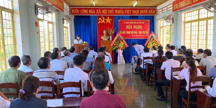 Quang cảnh buổi ra mắt Nông hội rau-hoa Trà Đa-. Ảnh: P.L