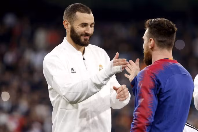 Benzema thay Ronaldo đối đầu cùng Messi
