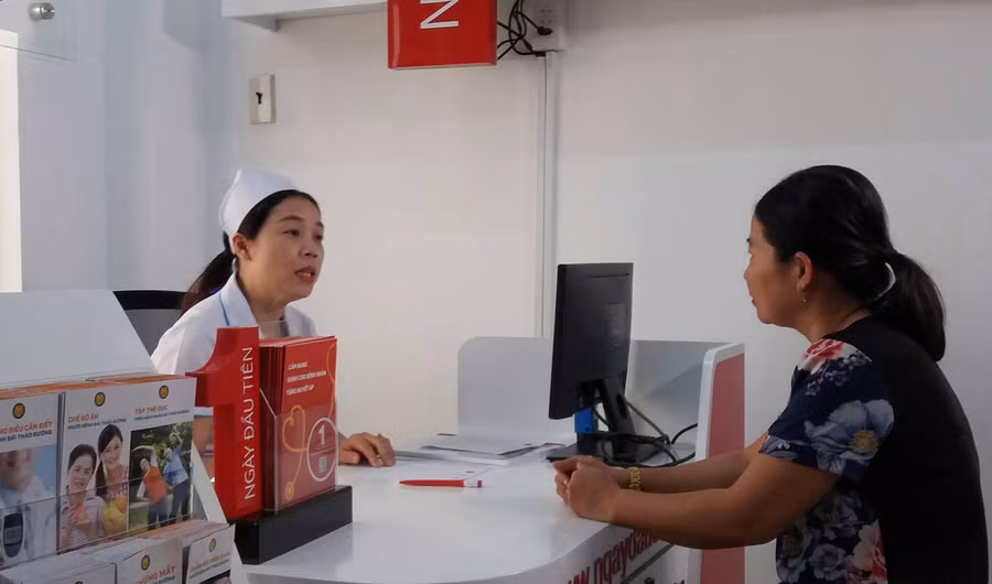 Từ đầu tháng 8-2019 đến nay, Phòng tư vấn THA và ĐTĐ đã tư vấn và điều trị cho gần 1.400 bệnh nhân. Ảnh: Như Nguyện