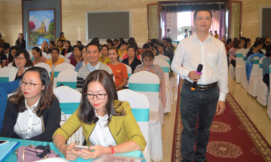 Quang cảnh lớp tập huấn. Ảnh: Đinh Yến Quang cảnh lớp tập huấn. Ảnh: Đinh Yến