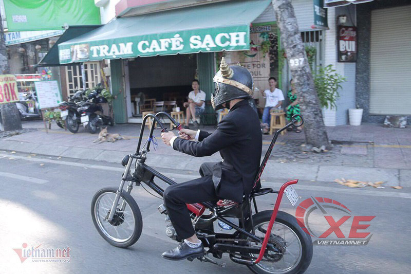 Quan Tô Hà cùng chiến mã của mình tham dự sự kiện diễu hành đường phố DGR 2019.