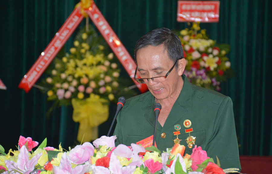 Ông Trần Văn Bình được bầu giữ chức Chủ tịch Hội Cựu TNXP tỉnh khóa III. Ảnh: Phan Lài