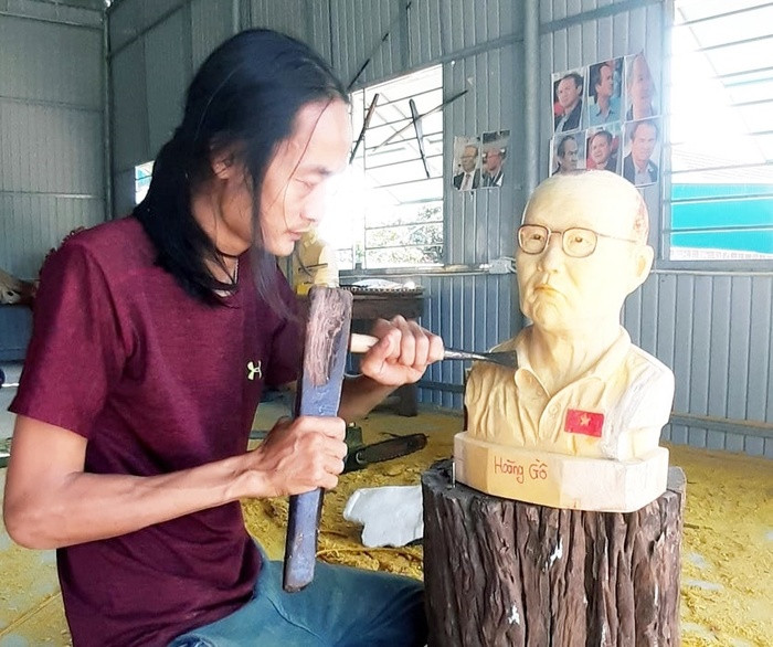 Anh Quốc Hoàng cho biết tượng HLV Park Hang Seo đã sắp hoàn thành. Ảnh: NVCC Anh Quốc Hoàng cho biết tượng HLV Park Hang Seo đã sắp hoàn thành. Ảnh: NVCC