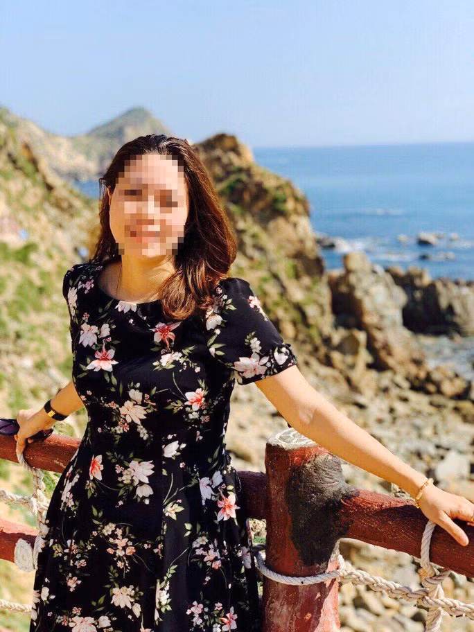 Nữ trưởng phòng dùng bằng của chị để thăng tiến. Ảnh Facebook