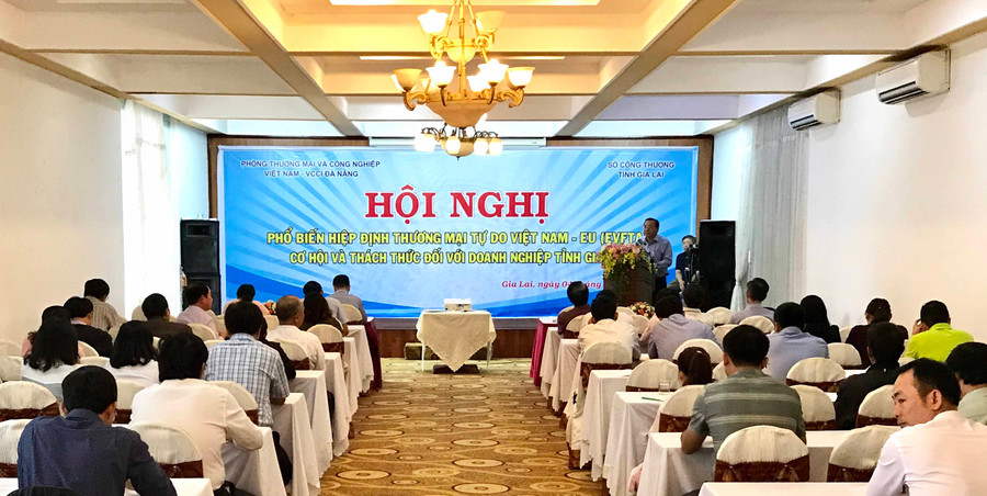 Hội nghị phổ biến Hiệp định thương mại tự do EVFTA. Ảnh: Hà Duy Hội nghị phổ biến Hiệp định thương mại tự do EVFTA. Ảnh: Hà Duy