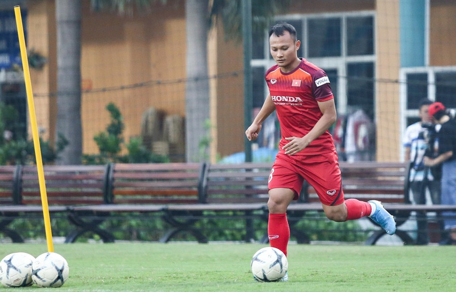  Tiền vệ Trọng Hoàng tự tin đánh bại Thái Lan tại vòng loại World Cup 2022 ngày 19/11 tới đây. (Ảnh: Nguyên An)