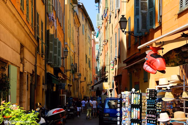 Phố cổ Nice là nơi nổi tiếng với nhiều công trình có tuổi đời từ rất lâu