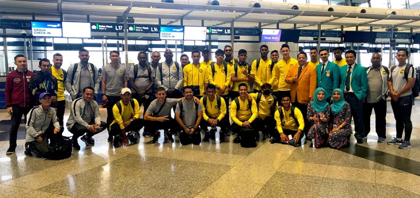 Đội tuyển Malaysia đến Hà Nội tối 7/10. Nguồn: FOX Sports