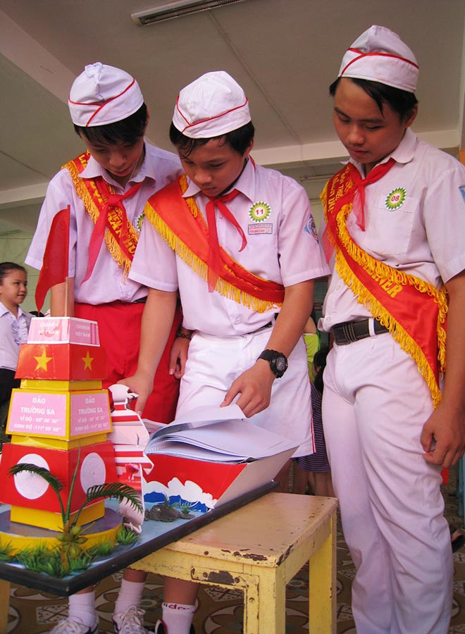 Các hoạt động giáo dục chủ quyền biển-đảo luôn thu hút, hấp dẫn học sinh tham gia. Ảnh: Đại Thắng Các hoạt động giáo dục chủ quyền biển-đảo luôn thu hút, hấp dẫn học sinh tham gia. Ảnh: Đại Thắng
