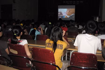 Giấc mơ về… rạp chiếu phim ảnh 1