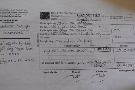 Giấy nộp tiền bị sửa chữa. 
