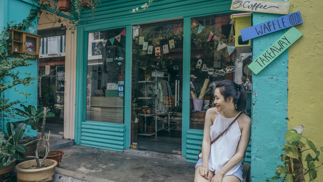 Giới trẻ thích chụp hình ở Haji Lane