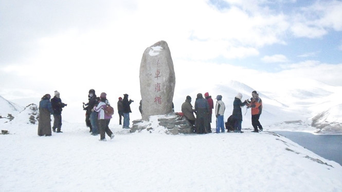 Ở Tây Tạng càng lên cao, lượng ô xy càng giảm Ở Tây Tạng càng lên cao, lượng ô xy càng giảm