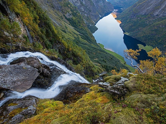 Vịnh Nærøyfjorden ở Na Uy với vẻ đẹp ấn tượng đã được UNESCO công nhận là Di sản thế giới.