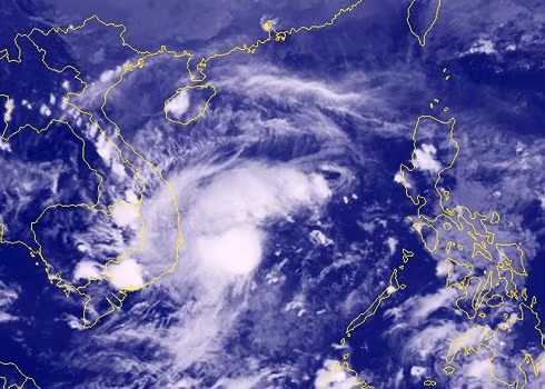 Sức gió mạnh nhất ở vùng gần tâm bão mạnh cấp 8-9 (60-90km/giờ), giật cấp 12.