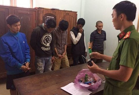 Các đối tương tại cơ quan công an. Các đối tương tại cơ quan công an.