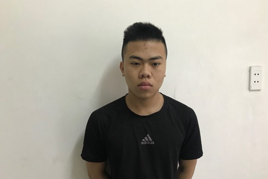 Đối tượng tại cơ quan công an.