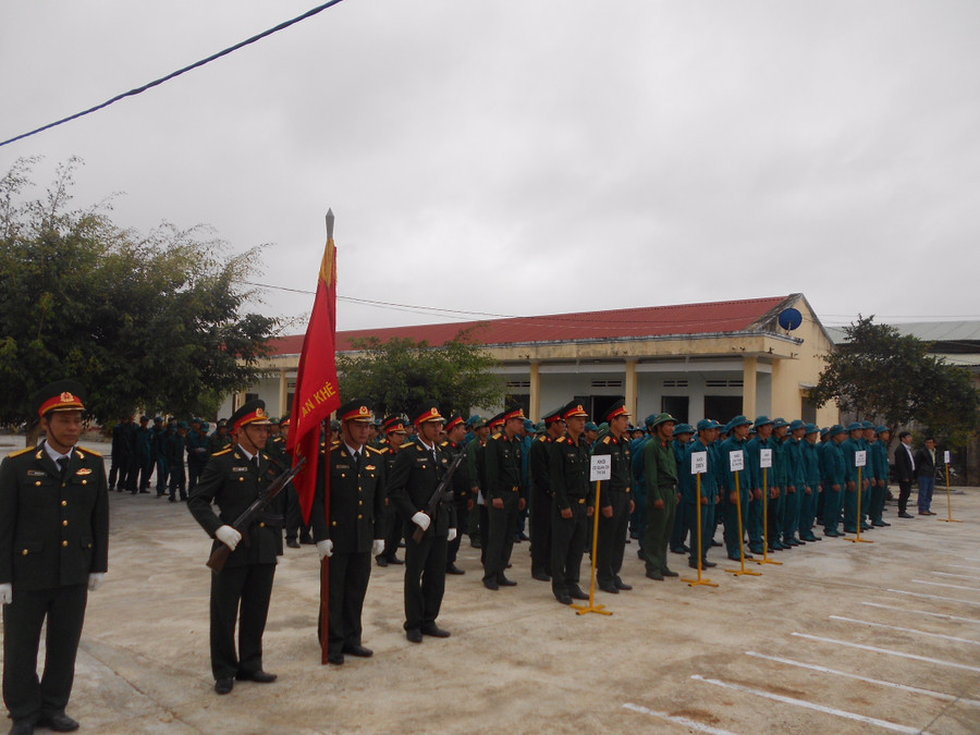 Lễ ra quân huấn luyện Dân quân-Tự vệ. Ảnh: Phương Thanh Lễ ra quân huấn luyện Dân quân- Tự vệ. Ảnh: Phương Thanh