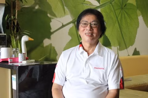 NSND Đặng Nhật Minh là đại diện xuất sắc của dòng phim nhà nước. Sự nghiệp điện ảnh của ông đã được ghi nhận bằng rất nhiều giải thưởng trong nước và quốc tế. Ông là đạo diễn các bộ phim: Thị xã trong tầm tay, Bao giờ cho đến tháng Mười, Hà Nội mùa đông năm 1946, Mùa ổi, Thương nhớ đồng quê, Đừng đốt.