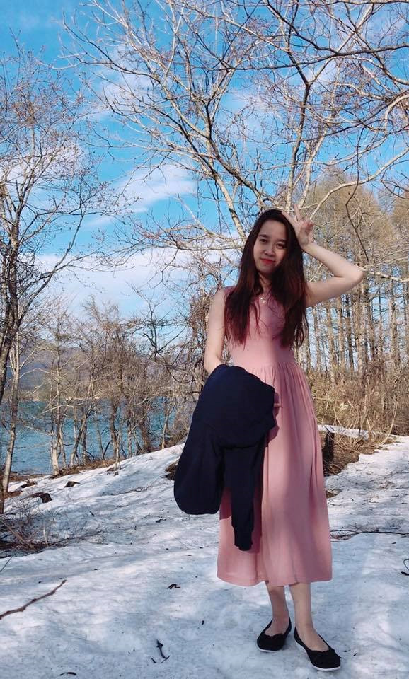 Cô nàng 9X vô tình gây thương nhớ cho Sadahiro ngay lần đầu gặp gỡ. Cô nàng 9X vô tình gây thương nhớ cho Sadahiro ngay lần đầu gặp gỡ.