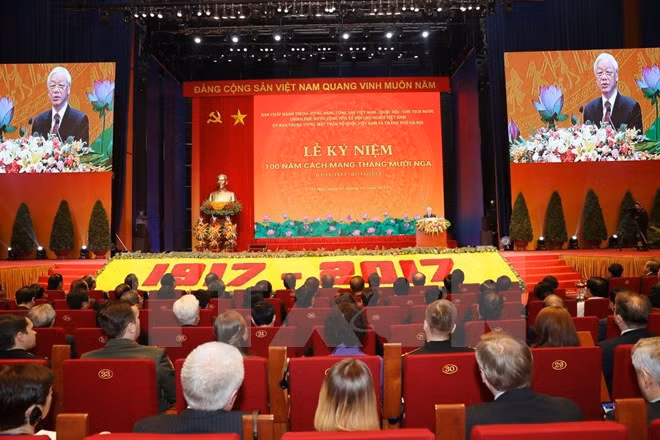 Tổng Bí thư Nguyễn Phú Trọng đọc Diễn văn tại lễ kỷ niệm.