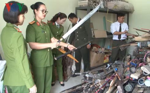 Tổng số có gần 800 vũ khí, vật liệu nổ và công cụ hỗ trợ các loại bị thu giữ.