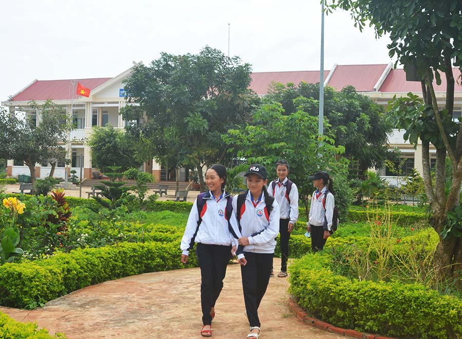Trường THCS Nguyễn Khuyến hướng đến mô hình trường học xanh-sạch-đẹp. Ảnh: Minh Nguyễn Trường THCS Nguyễn Khuyến hướng đến mô hình trường học xanh-sạch-đẹp. Ảnh: Minh Nguyễn