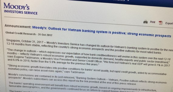 Moody’s vừa nâng mức đánh giá triển vọng của hệ thống ngân hàng Việt Nam từ “ổn định” lên “tích cực” Moody’s vừa nâng mức đánh giá triển vọng của hệ thống ngân hàng Việt Nam từ “ổn định” lên “tích cực”