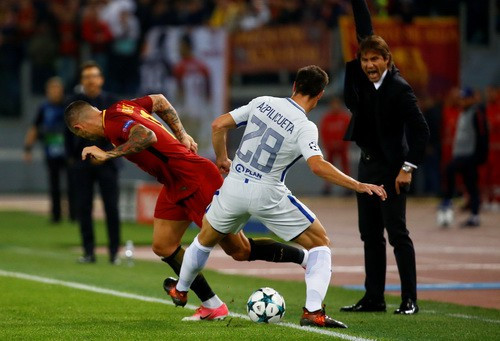 Ngày về quê cũ kém vui của Antonio Conte