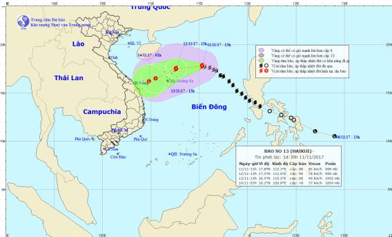 Vị trí và đường đi của cơn bão số 13. Ảnh: Trung tâm Dự báo Khí tượng Thủy văn Trung ương. Vị trí và đường đi của cơn bão số 13. Ảnh: Trung tâm Dự báo Khí tượng Thủy văn Trung ương.