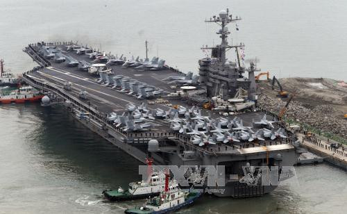 Tàu sân bay hạt nhân Mỹ USS John C. Stennis. Tàu sân bay hạt nhân Mỹ USS John C. Stennis.
