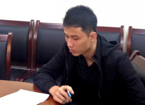 Nghi phạm Tùng tại cơ quan công an Nghi phạm Tùng tại cơ quan công an