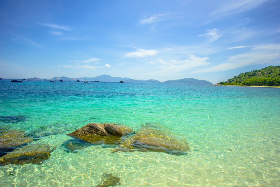  Bãi Tôm Hùm nước xanh trong như ngọc