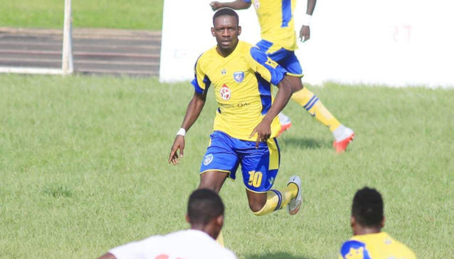  Tiền đạo Herman Tsinga qua đời ở tuổi 30. Ảnh: Kenya.