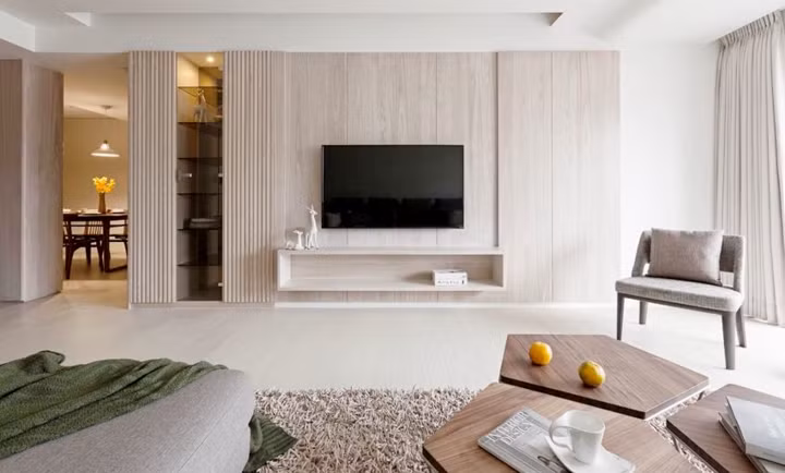  Kệ tivi đơn giản có thể đựng đầu máy và các thiết bị trò chơi.