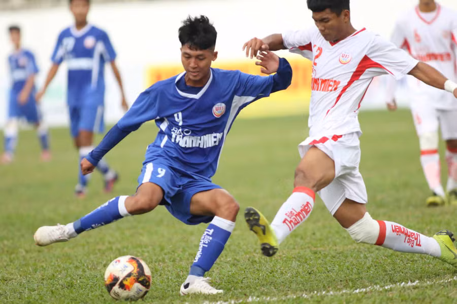 U19 HA.GL thể hiện một bộ mặt chưa thực sự thuyết phục. Ảnh: Văn Ngọc 