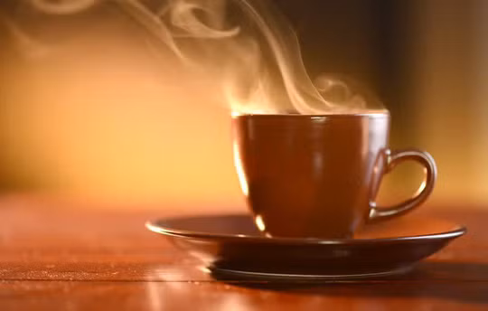  Trà và cà phê quá nóng có thể gây ung thư thực quản - ảnh: SHUTTERSTOCK