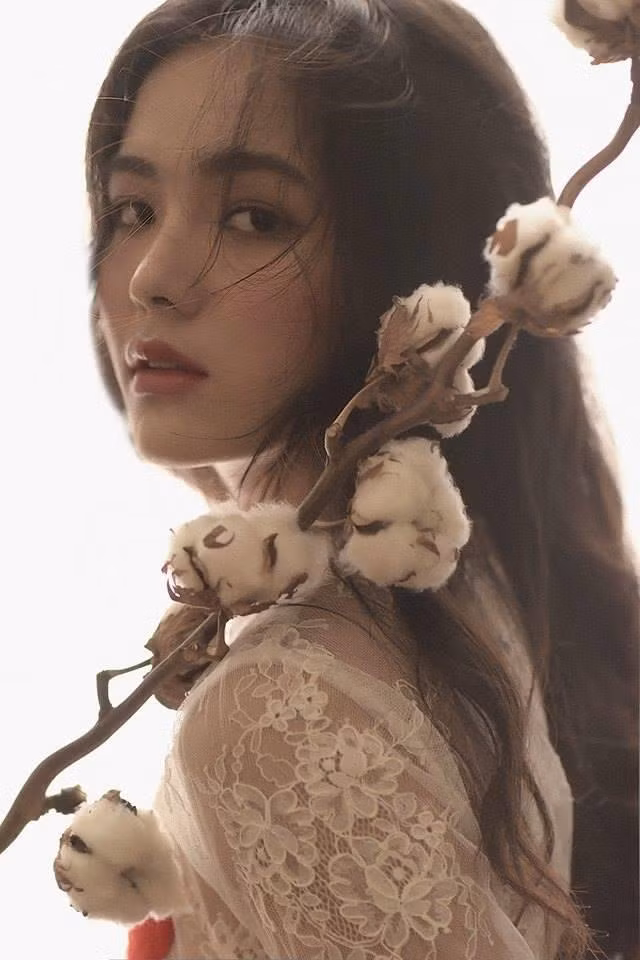 Về dự định tương lai, Thiên Trang cho biết cô bạn muốn tập trung vào việc học tập nhiều hơn. Nếu có cơ hội được tham gia các cuộc thi về sắc đẹp thì Thiên Trang cũng rất muốn thử thách bản thân mình một lần.