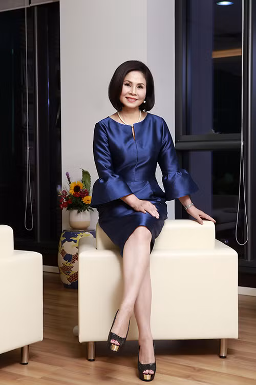 Ở cái tuổi U60, bà Lê Thị Thanh Lâm vẫn giữ được nét đẹp mặn mà và thanh lịch. Ảnh: NVCC.